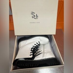 Sincerely Jules White Combat Boots Size 8.5